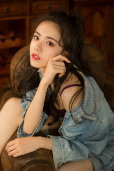 男女扒开双腿猛进入免费视频