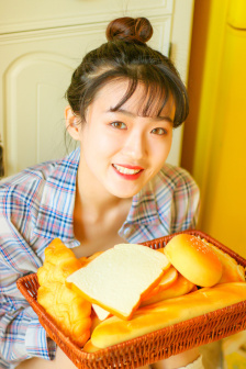 哔哩哔哩舌吻